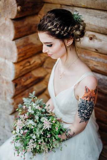 Amazing brides with tattoos